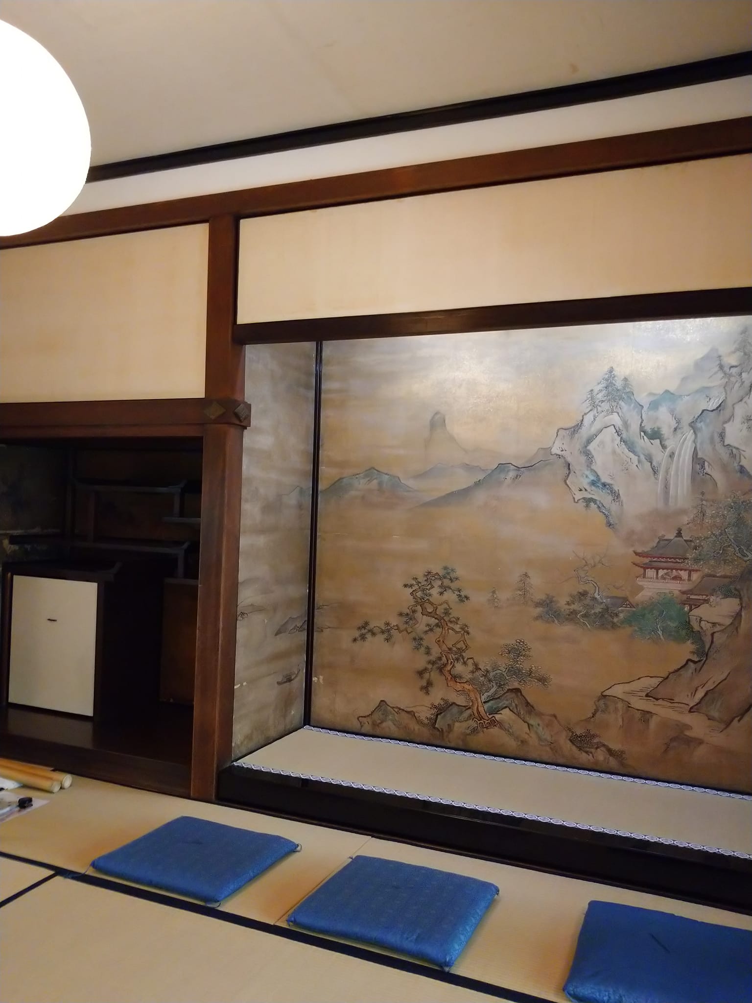 月に一度のZEN呼吸法workshop 狩野派の床の間を見ながら坐る呼吸